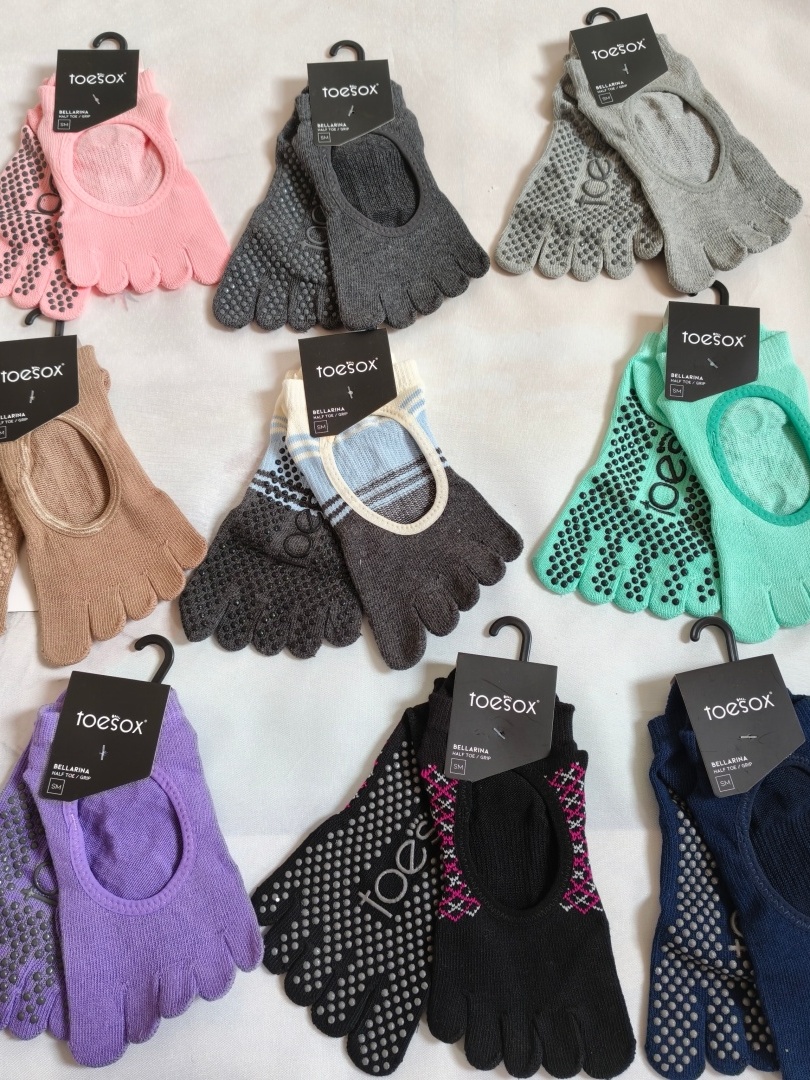 Toesox Yoga Five-Toe Socks Men - Yoga Mat review and price